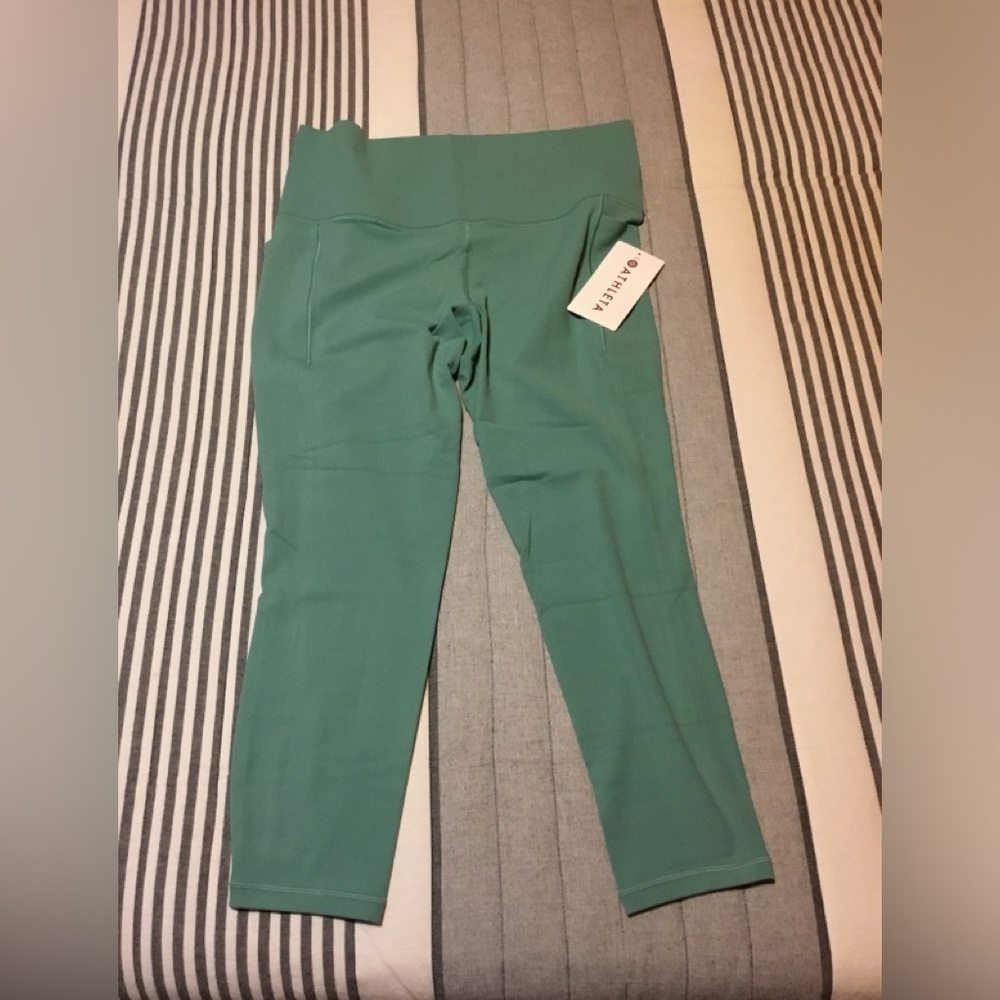 ATHLETA - Picture 9 of 12